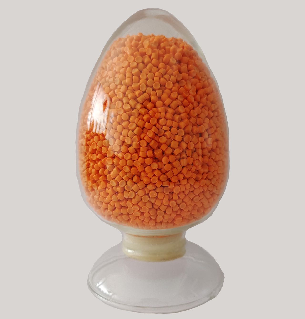 Semiconducive clypeum componit: boosting cable efficientiam