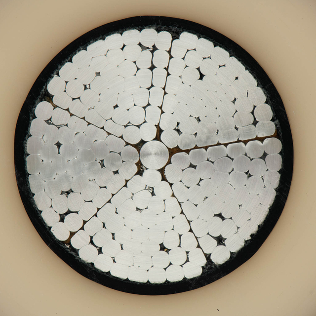 Xlpe insulatas aluminium conductor cum aeris fila propter IMPERVIUS subterraneis potestatem cable