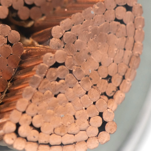 High voltage vs humilis voltage potentia funem: clavem differences